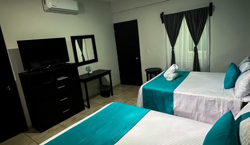Habitación estándar doble, 2 camas dobles