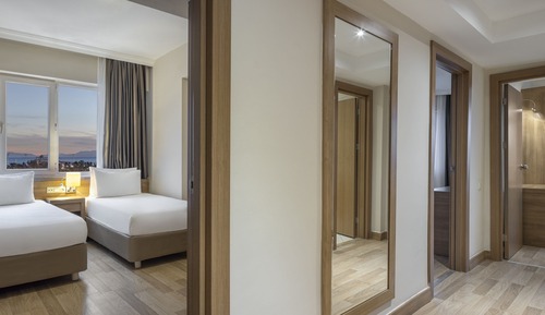 Suite familiar (Family suite)