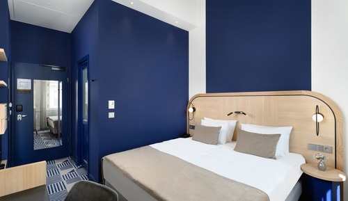 Habitación superior con 1 cama doble o 2 individuales