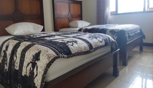 Habitación estándar con 2 camas individuales