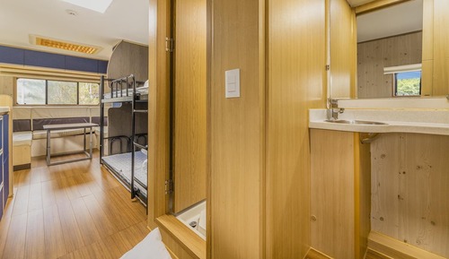 Basic Room, 1 Bedroom (Caravan A)