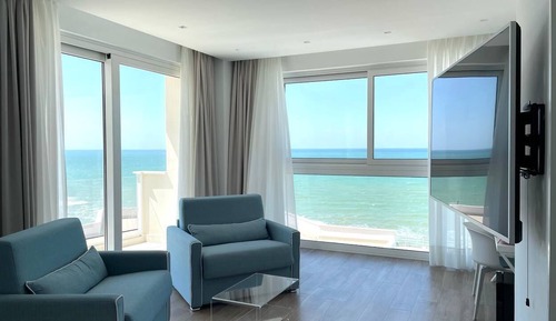 Pool Junior Suite Tremiti