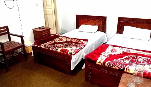 Habitación estándar con 1 cama doble o 2 individuales