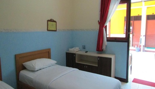 Habitación estándar con 2 camas individuales
