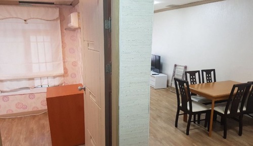 Room (Living Room (Ondol) -5)