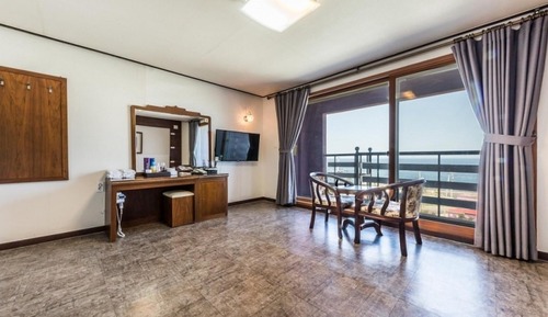 Room (Standard Ondol (Ocean View))