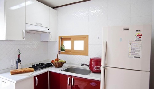 Room (Room 101 (Ondol))