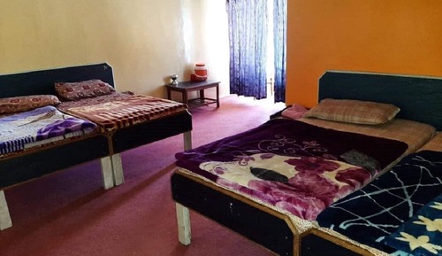 Habitación cuádruple estándar