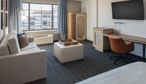 Suite, 1 cama de matrimonio grande con sofá cama (Hearing Accessible)