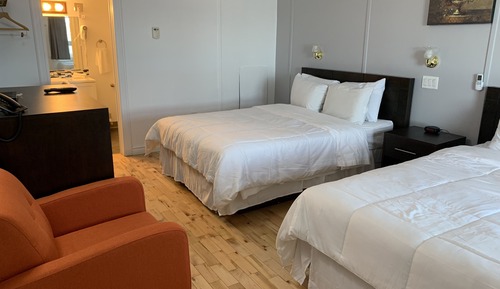 Habitación Deluxe doble, 2 camas de matrimonio, vistas al mar