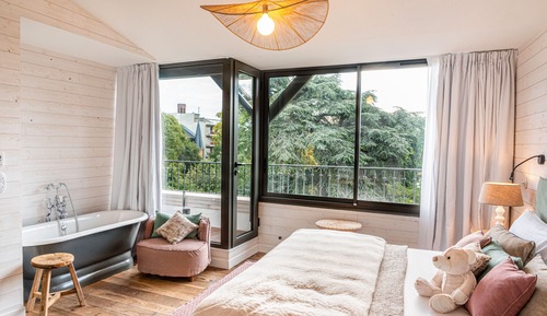 Habitación doble, en la zona del patio