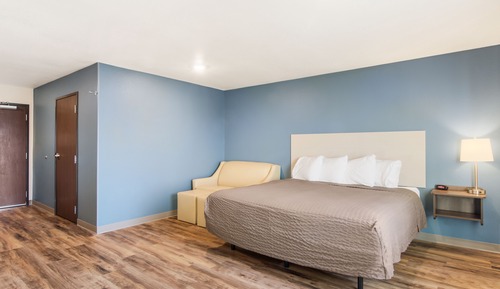Habitación, 1 cama de matrimonio grande con sofá cama, accesible para personas con discapacidad