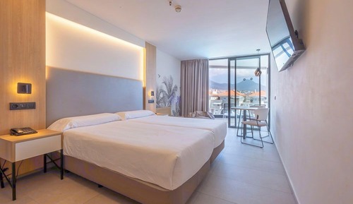 Habitación doble, vista piscina