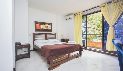 Habitación estándar doble, 1 cama doble, balcón