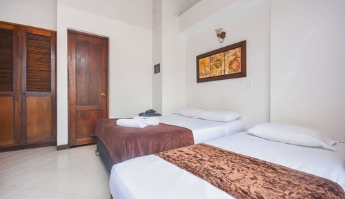 Habitación familiar, balcón
