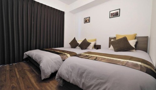 Apartamento básico, varias camas
