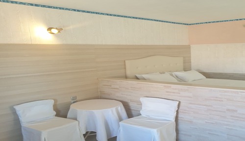 Apartamento, 1 habitación, balcón, vistas al jardín