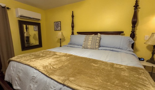 Casa Deluxe