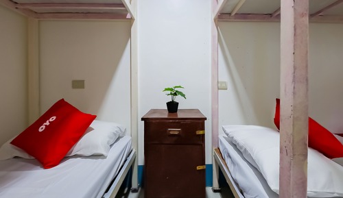Dormitorio compartido, dormitorio mixto
