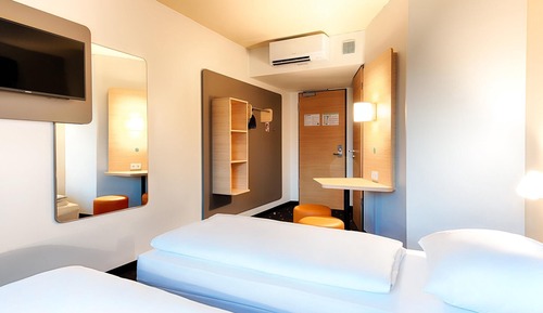 Habitación con 2 camas individuales