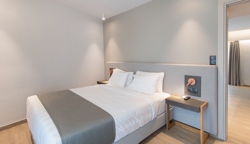 Apartamento junior, 1 cama de matrimonio con sofá cama
