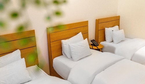 Room (Main Building) Deluxe Triple (3-perso)