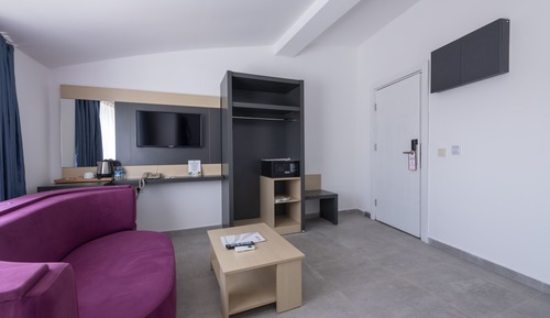 Habitación estándar, 1 cama doble con sofá cama, terraza