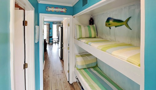 Apartamento, varias camas, balcón, vistas a la playa (B303 - No Pets Allowed)