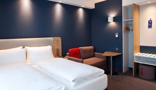 Habitación estándar, 1 cama de matrimonio con sofá cama