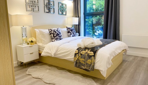 Apartamento, baño privado (Newpointe Stunning)