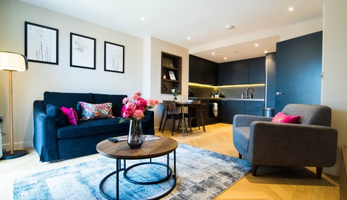 Apartamento de lujo, baño privado, vistas al jardín (King's 39)