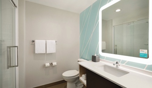 Habitación estándar, varias camas, accesible para personas con discapacidad (Communications)