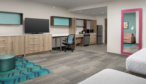 Estudio, 1 cama de matrimonio grande (Mobility & Hearing, Roll-in Shower)