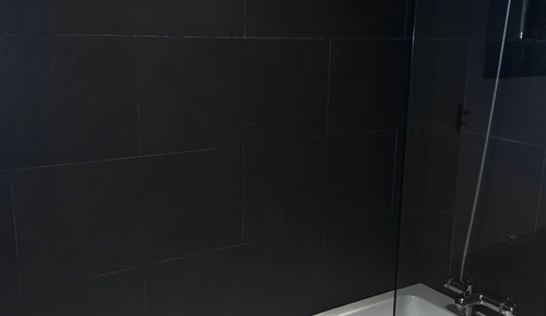 Habitación doble, baño privado (Bath)