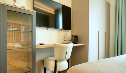 Suite (Private Rooftop Pool)