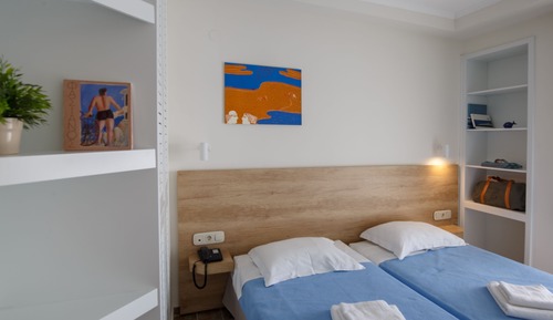 Habitación familiar, 2 habitaciones, vistas parciales al mar