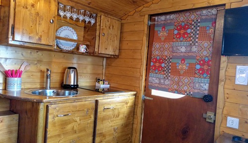 Habitación doble, cocina básica, vistas al parque