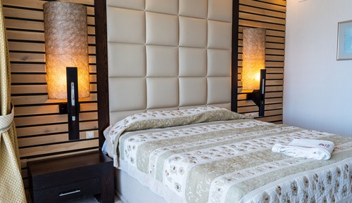 Habitación clásica con 1 cama doble o 2 individuales, vistas al mar