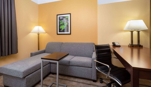 Habitación Deluxe, 1 cama de matrimonio grande, no fumadores (Mobility/Hearing Impaired Accessible)