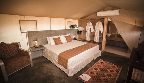 Habitación junior, 1 cama de matrimonio grande, vistas parciales al mar (Junior Tent)