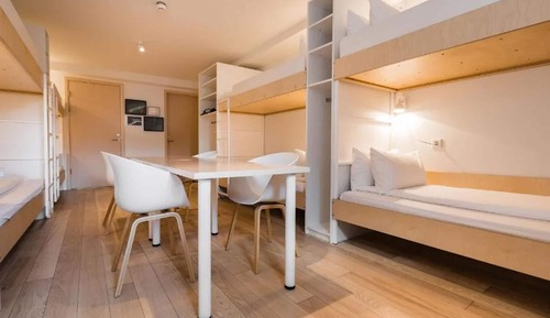 Habitación familiar, varias camas