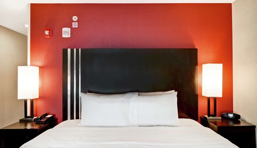 1 cama de matrimonio grande y 1 sofá cama, No fumadores