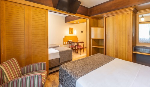 Habitación cuádruple de lujo