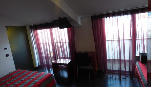 Habitación con 2 camas individuales