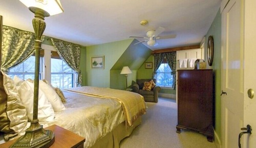 Talbot (King Room)