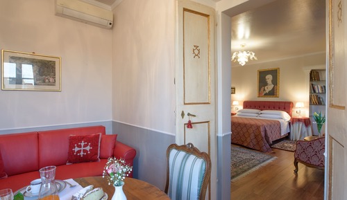 Suite, balcón