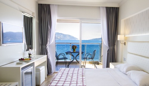 Direct Sea View Room
