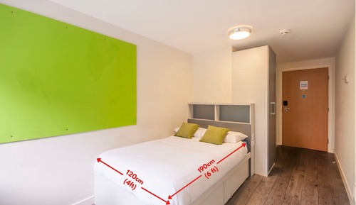 Habitación doble, baño privado