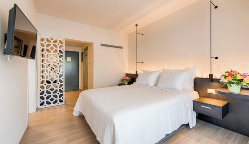 Premium Family Room with Sea View