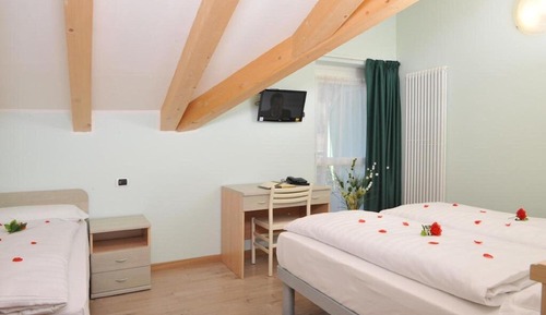 Habitación triple clásica